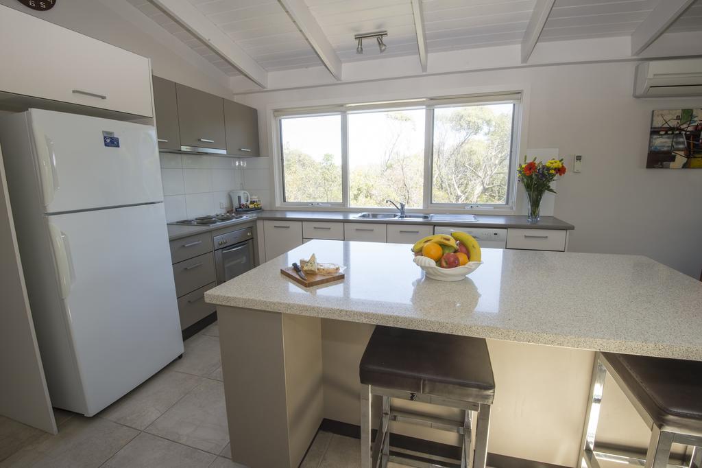 The Lakes Beachfront Holiday Park Lake Tyers Beach ภายนอก รูปภาพ